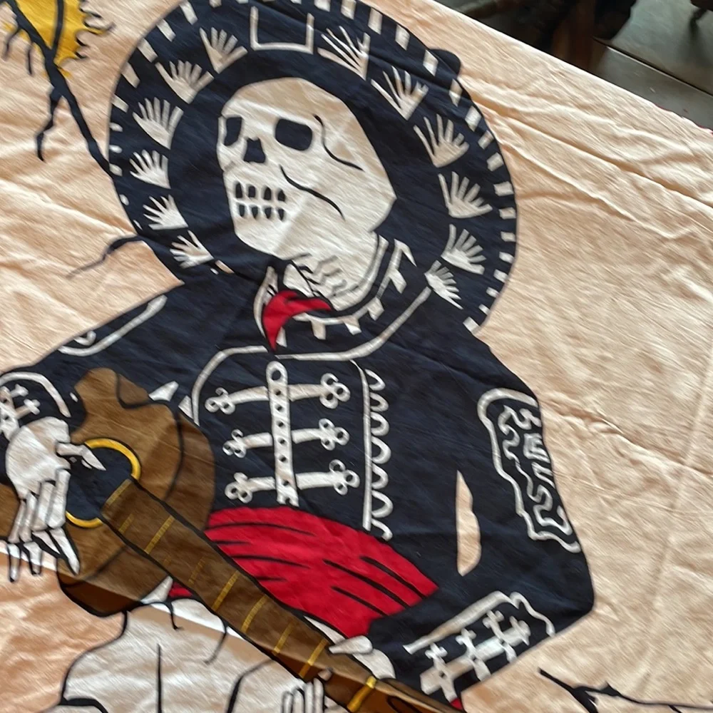 Dia Del Muerto Cotton Table Cloth , Bed or Wall Cover.NWOT